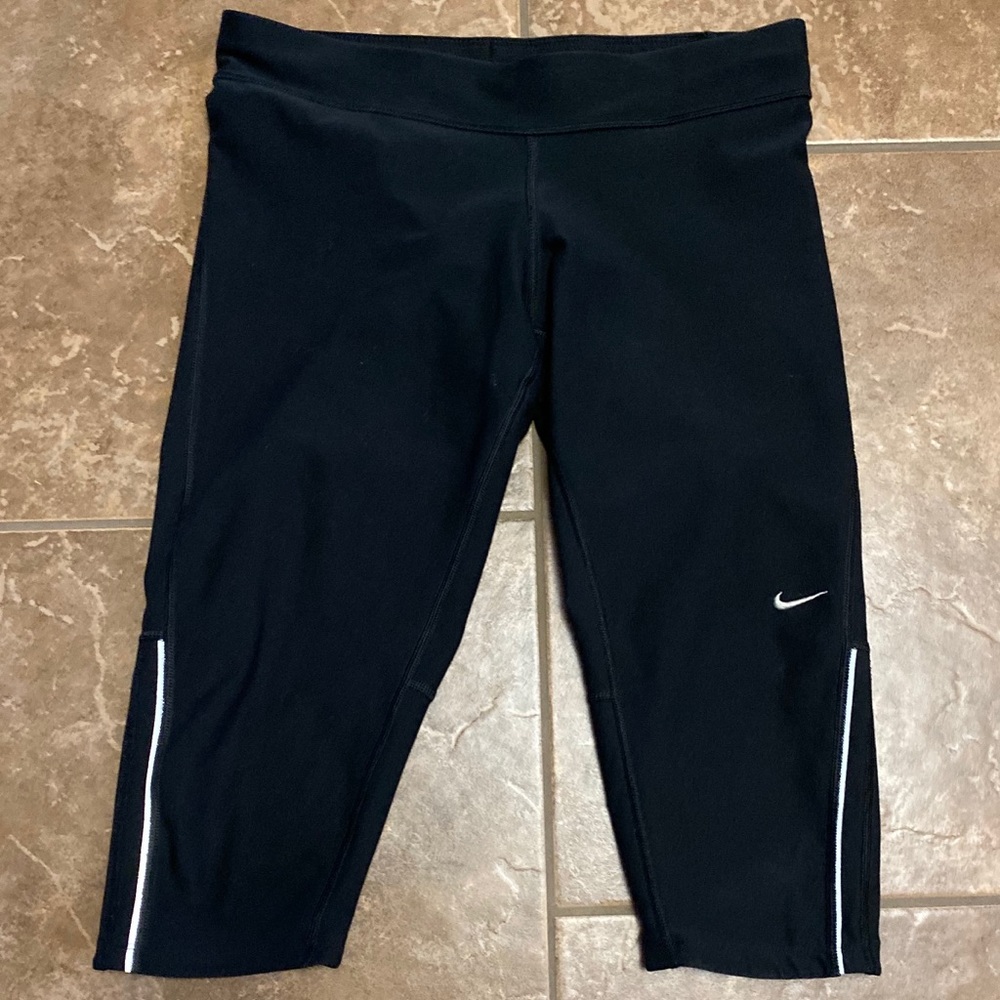 Nike Capri legging size medium
